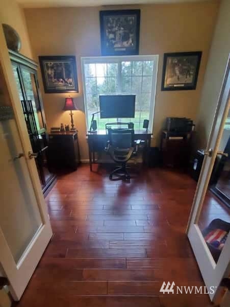 1340 Southwest Pine Road Port Orchard, WA 98367 - Photo 19 of 40 Gallery Image 19