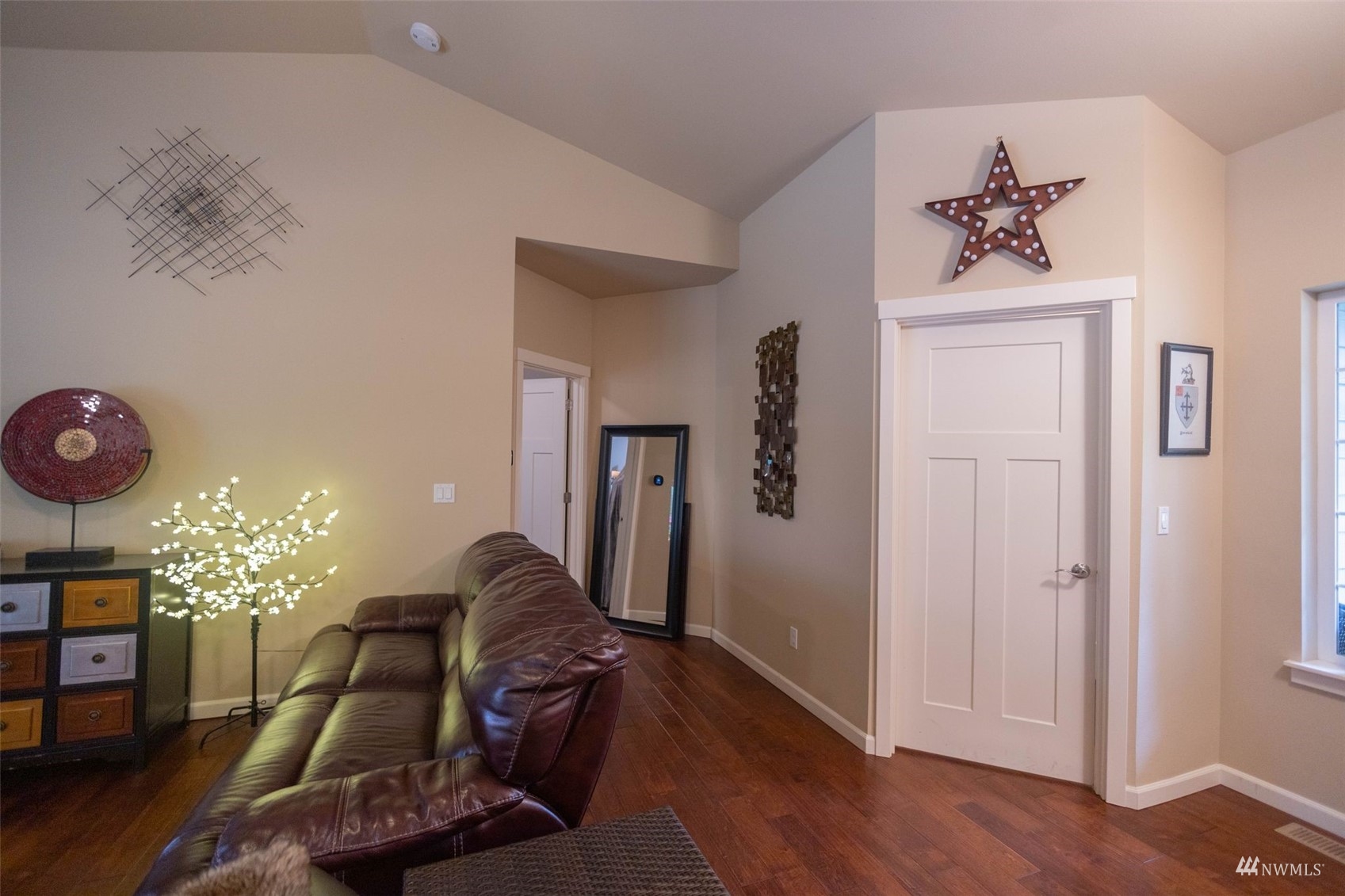 1340 Southwest Pine Road Port Orchard, WA 98367 - Photo 6 of 40 Gallery Image 6