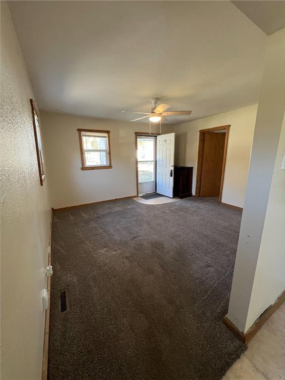 1013 West 2nd Street Pittsburg, KS 66762 - Photo 5 of 11