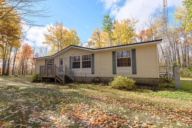 $274,900 | 16975 Rolling Hills Lane, Lakewood, WI 54138