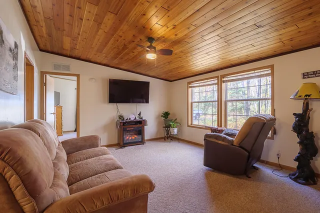 $274,900 | 16975 Rolling Hills Lane, Lakewood, WI 54138