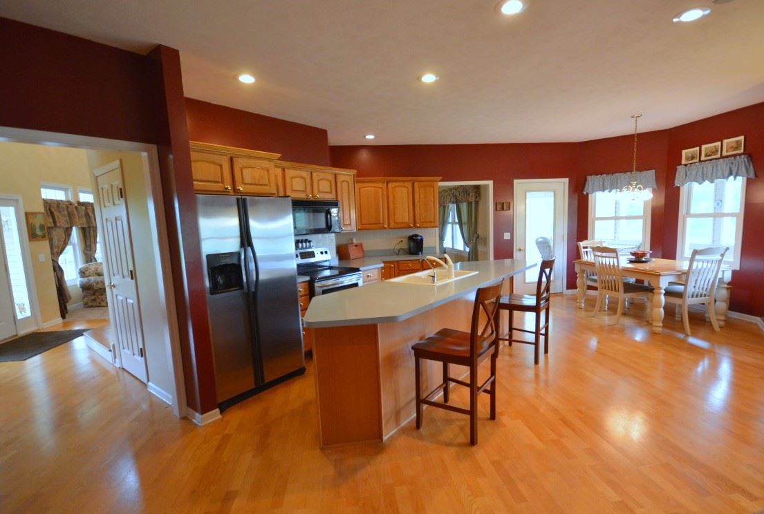 68400 Walnut Road Walkerton, IN 46574 - Photo 6 of 36 Gallery Image 6
