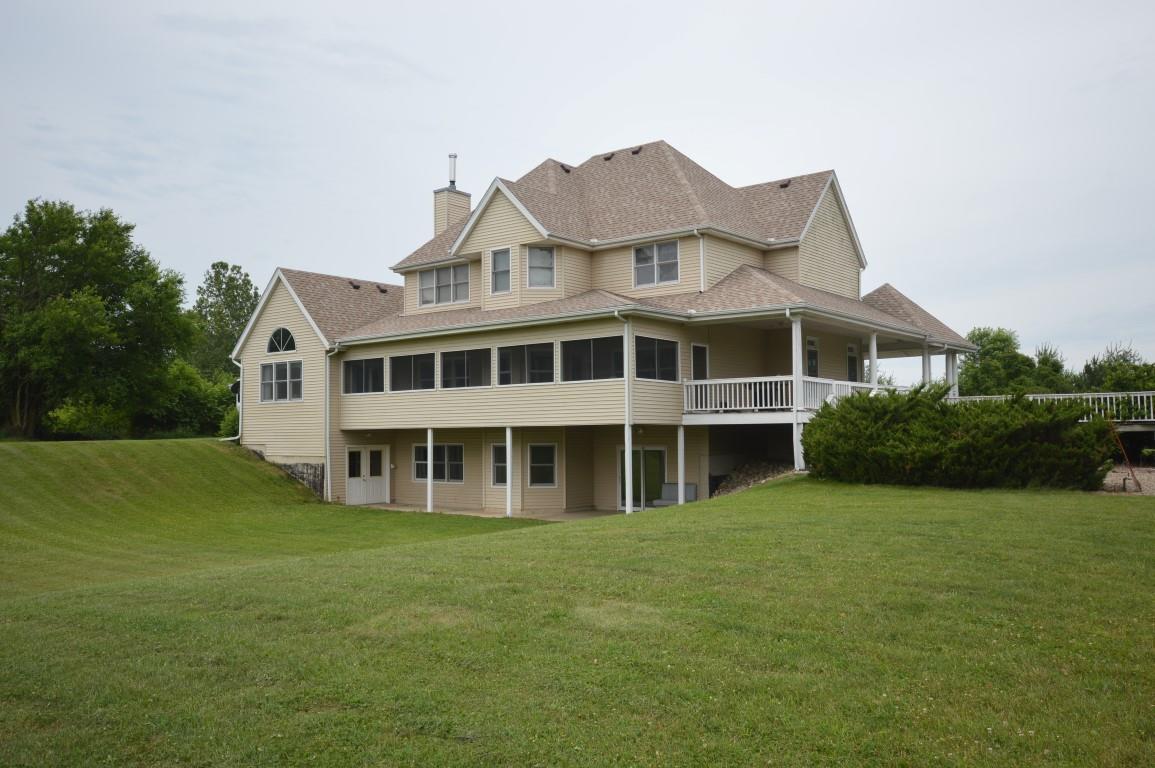 68400 Walnut Road Walkerton, IN 46574 - Photo 9 of 36 Gallery Image 9