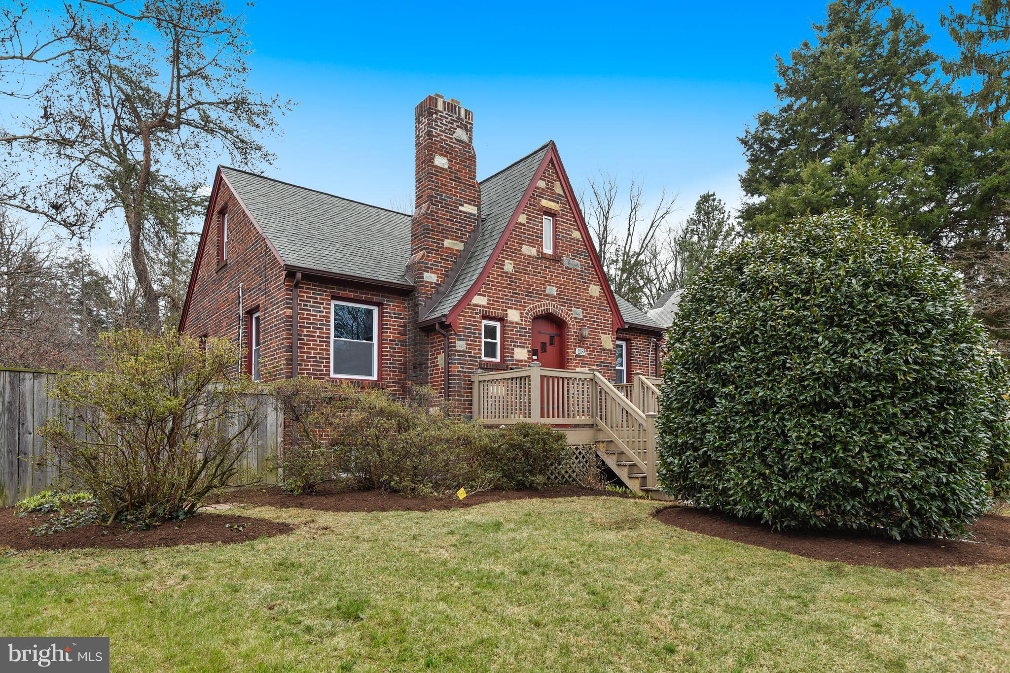 802 Wayne Avenue Silver Spring, MD 20910 - Photo 1 of 26 Exterior (Front)