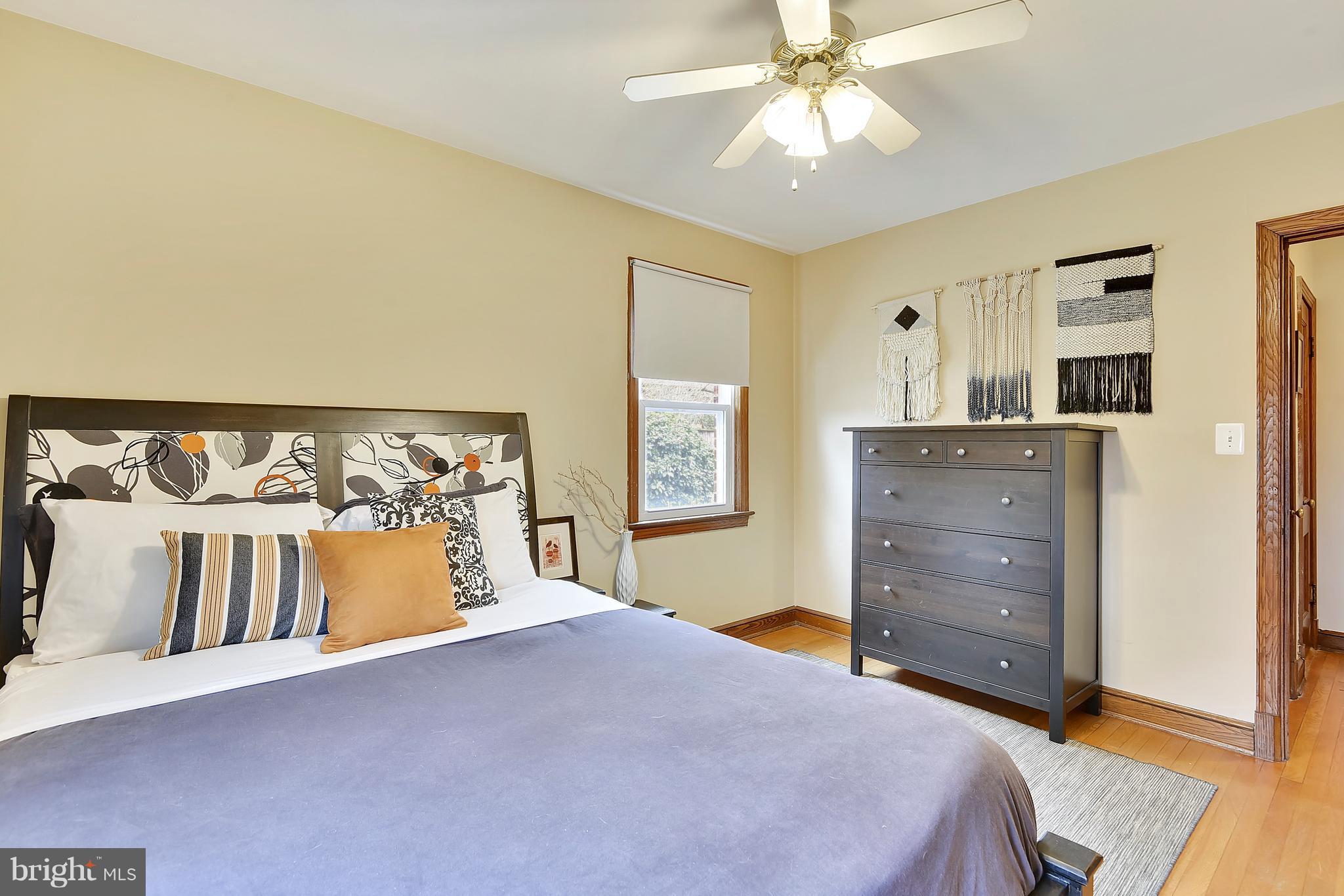 802 Wayne Avenue Silver Spring, MD 20910 - Photo 13 of 26 Bedroom
