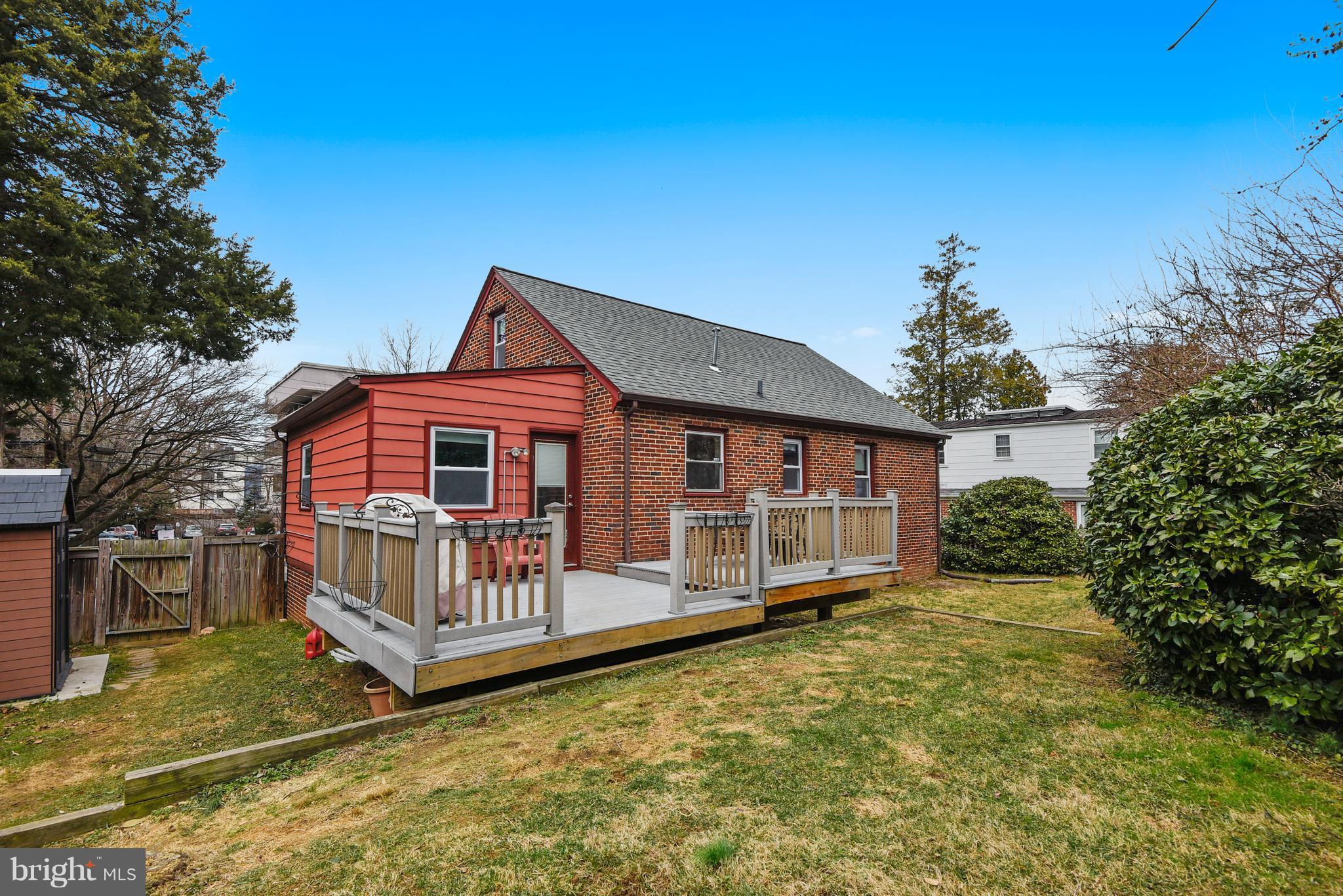 802 Wayne Avenue Silver Spring, MD 20910 - Photo 23 of 26 Exterior (Rear)