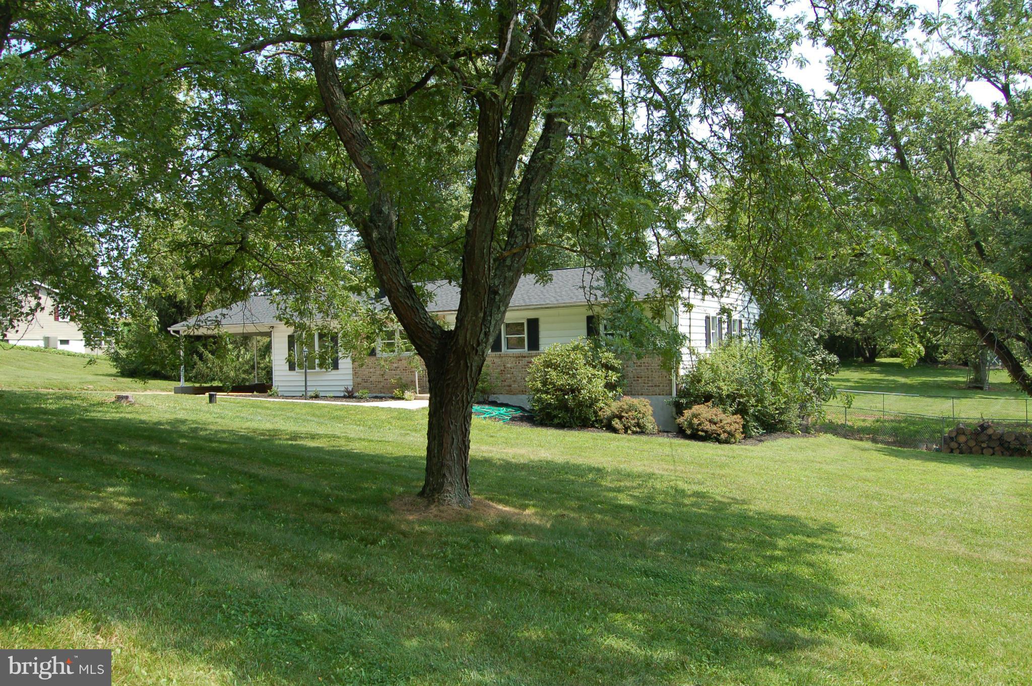 4957 Wentz Road Manchester, MD 21102 - Photo 3 of 30 Exterior (Front)