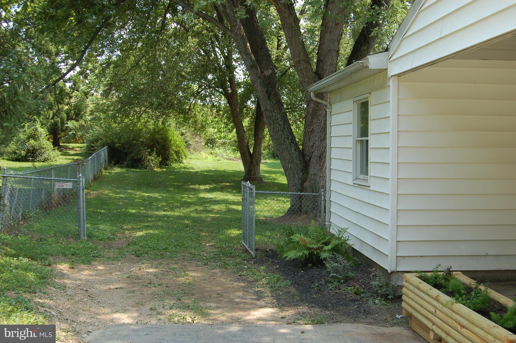 4957 Wentz Road Manchester, MD 21102 - Photo 4 of 30 Exterior (General)