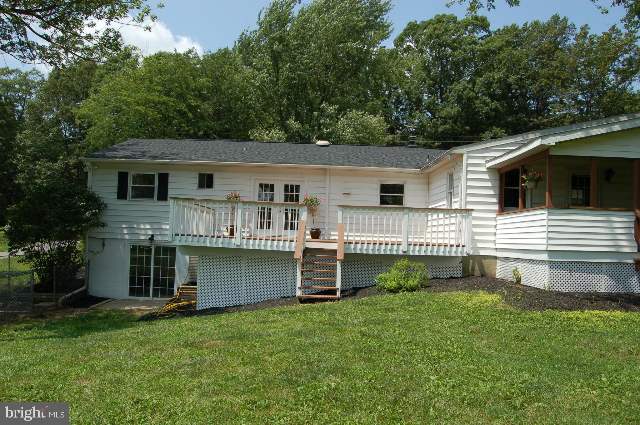 4957 Wentz Road Manchester, MD 21102 - Photo 7 of 30 Exterior (Rear)