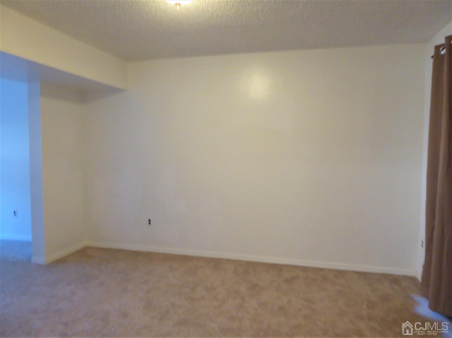 5306 Hana Road Edison, NJ 08817 - Photo 11 of 31 Gallery Image 11