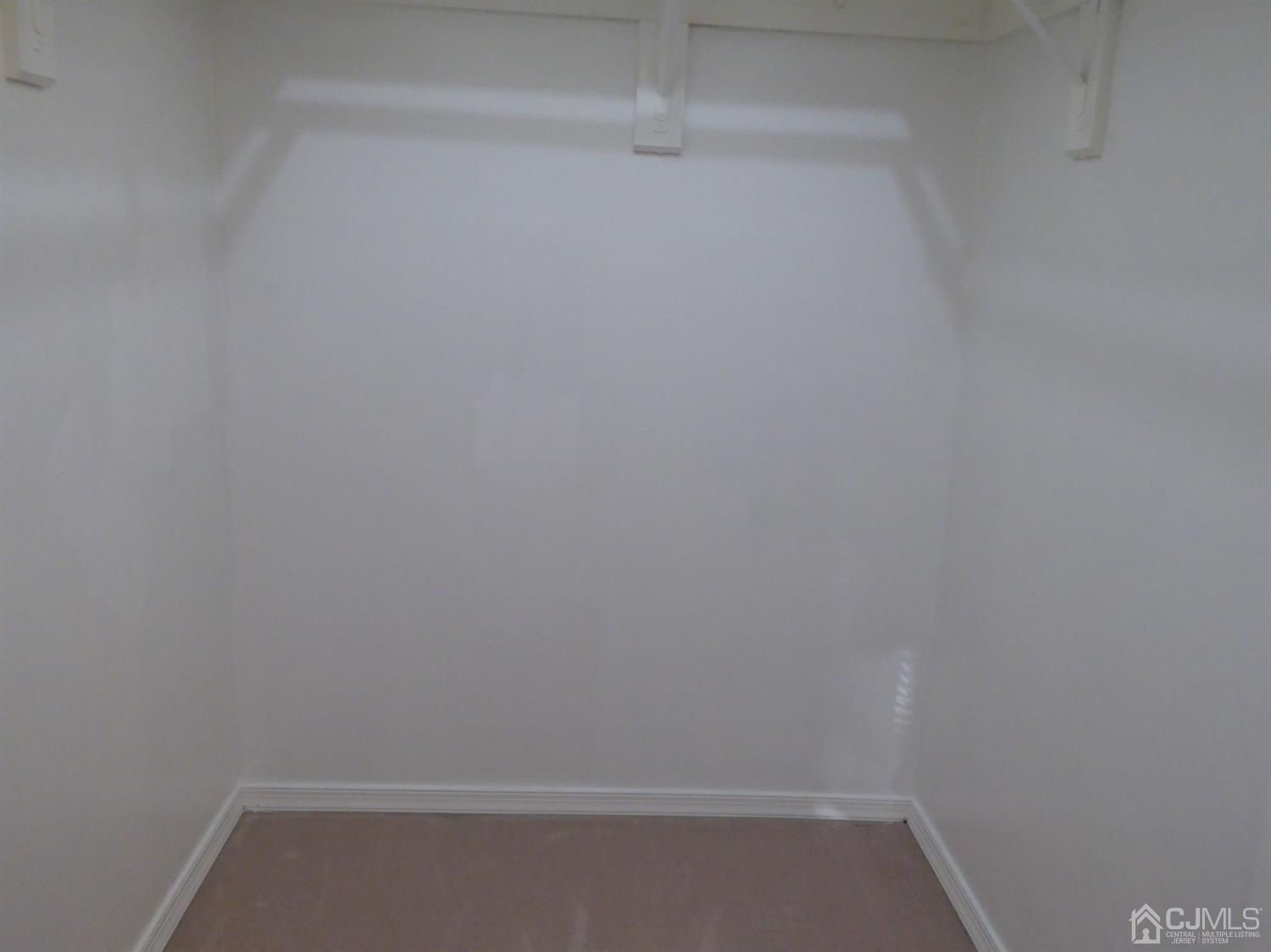 5306 Hana Road Edison, NJ 08817 - Photo 21 of 31 Gallery Image 21