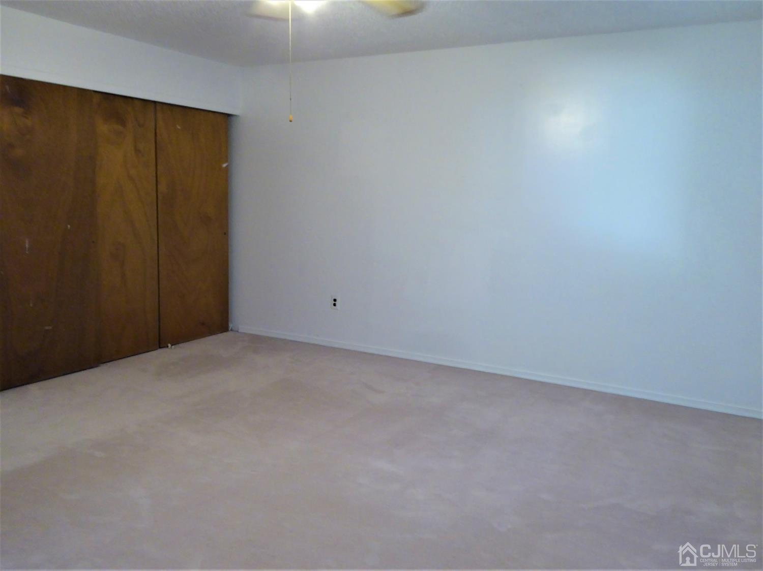 5306 Hana Road Edison, NJ 08817 - Photo 22 of 31 Gallery Image 22