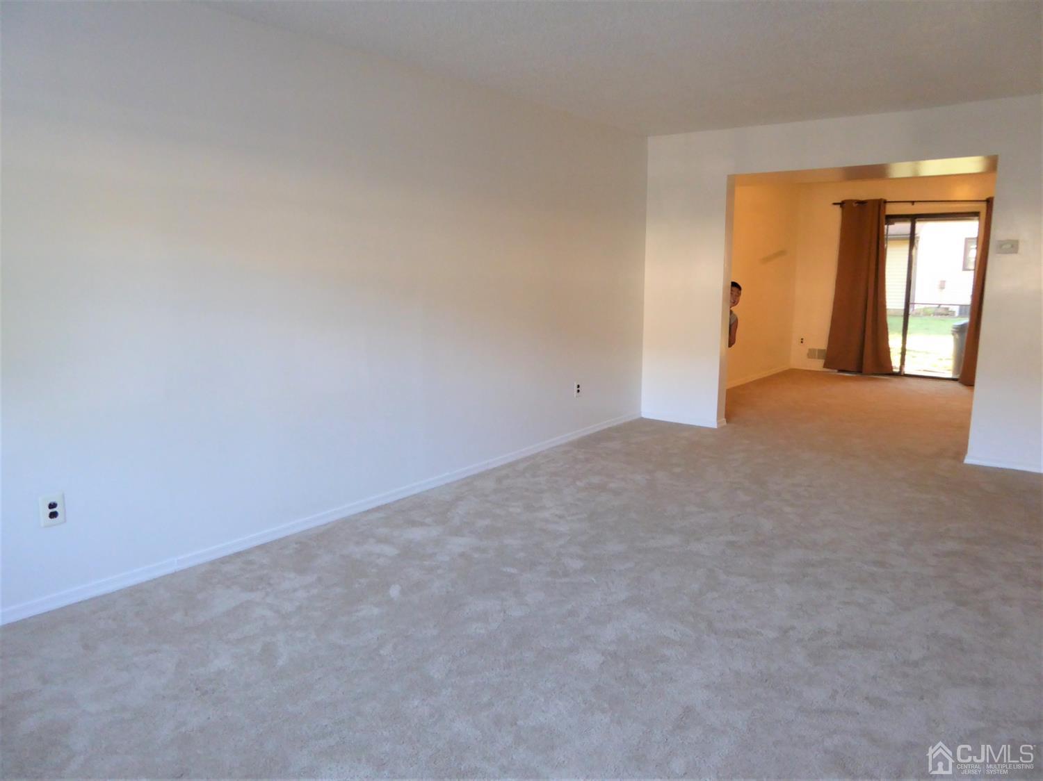 5306 Hana Road Edison, NJ 08817 - Photo 7 of 31 Gallery Image 7