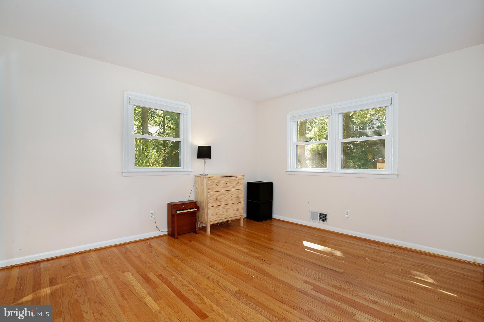 4814 Rollingtop Road Ellicott City, MD 21043 - Photo 10 of 16 Bedroom