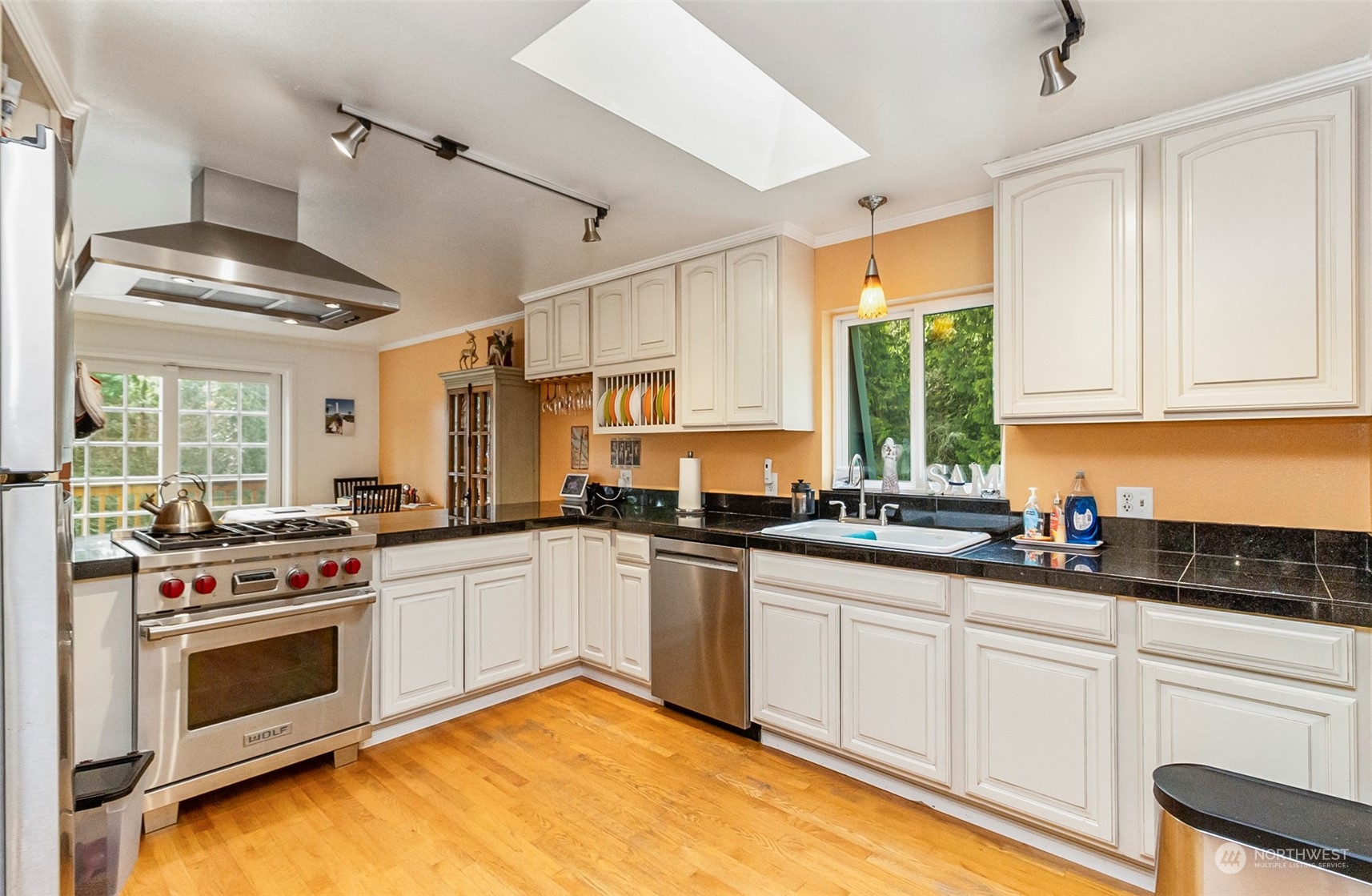 26332 Tronson Road Arlington, WA 98223 - Photo 5 of 36 Gallery Image 5
