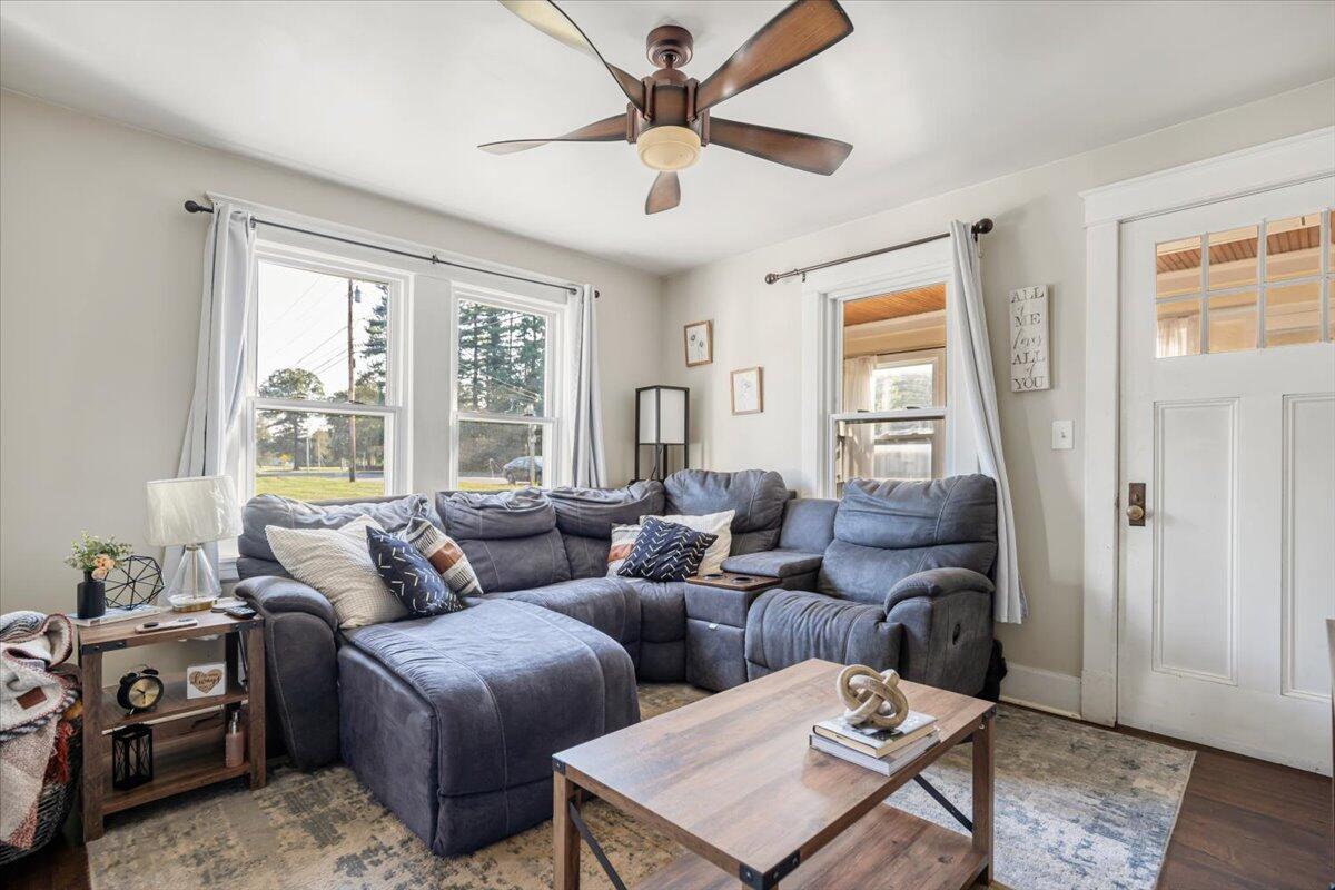 758 Skowhegan Road Fairfield, ME 04937 - Photo 8 of 35 20-758 Skowhegan Rd_Fairfield_ME-3