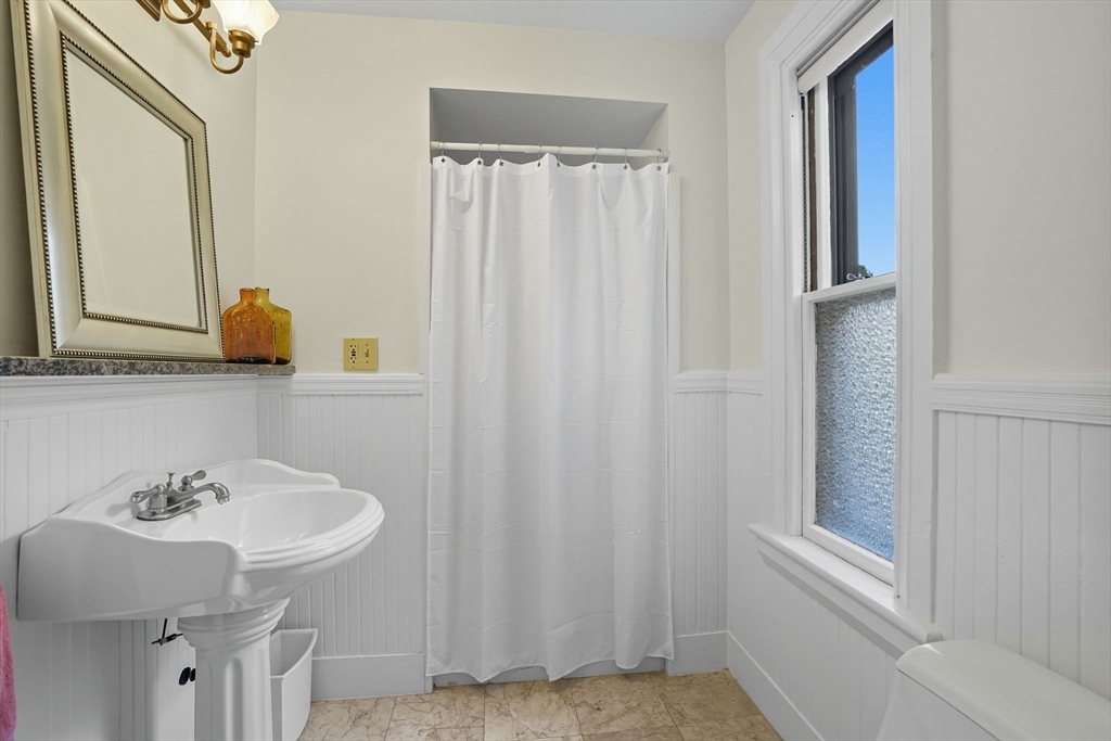 69 Ocean Street Boston, MA 02124 - Photo 13 of 40