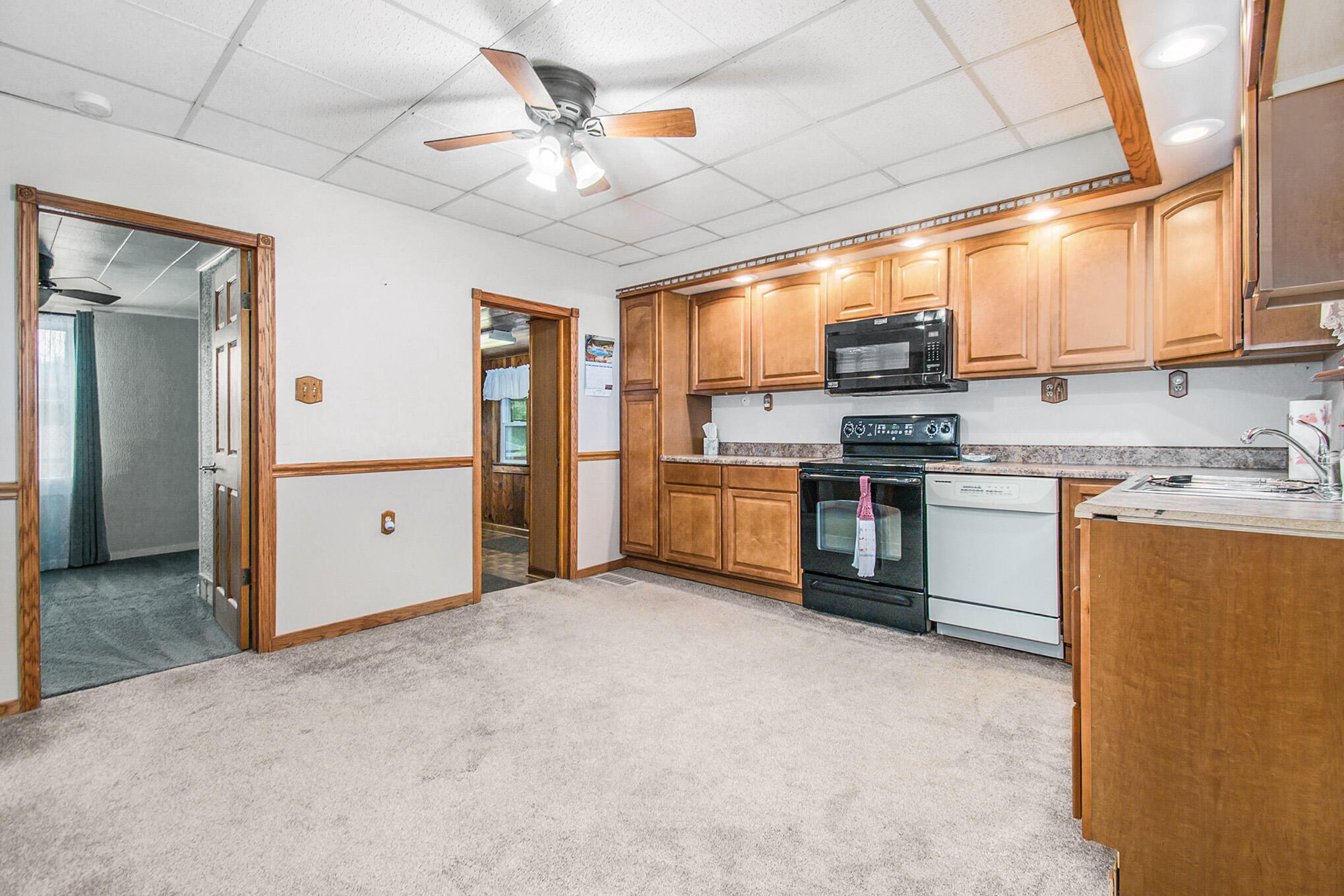 800 Tuttle Road Union City, MI 49094 - Photo 10 of 34 DSC_9741