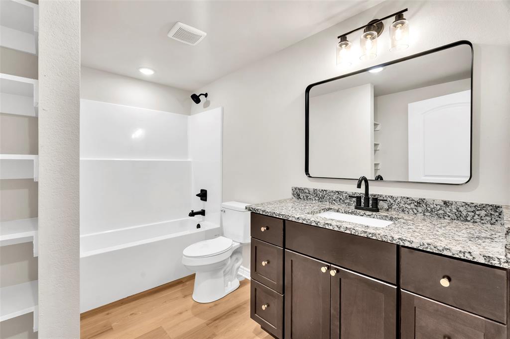 1701 Sandlin Street Longview, TX 75602 - Photo 9 of 18