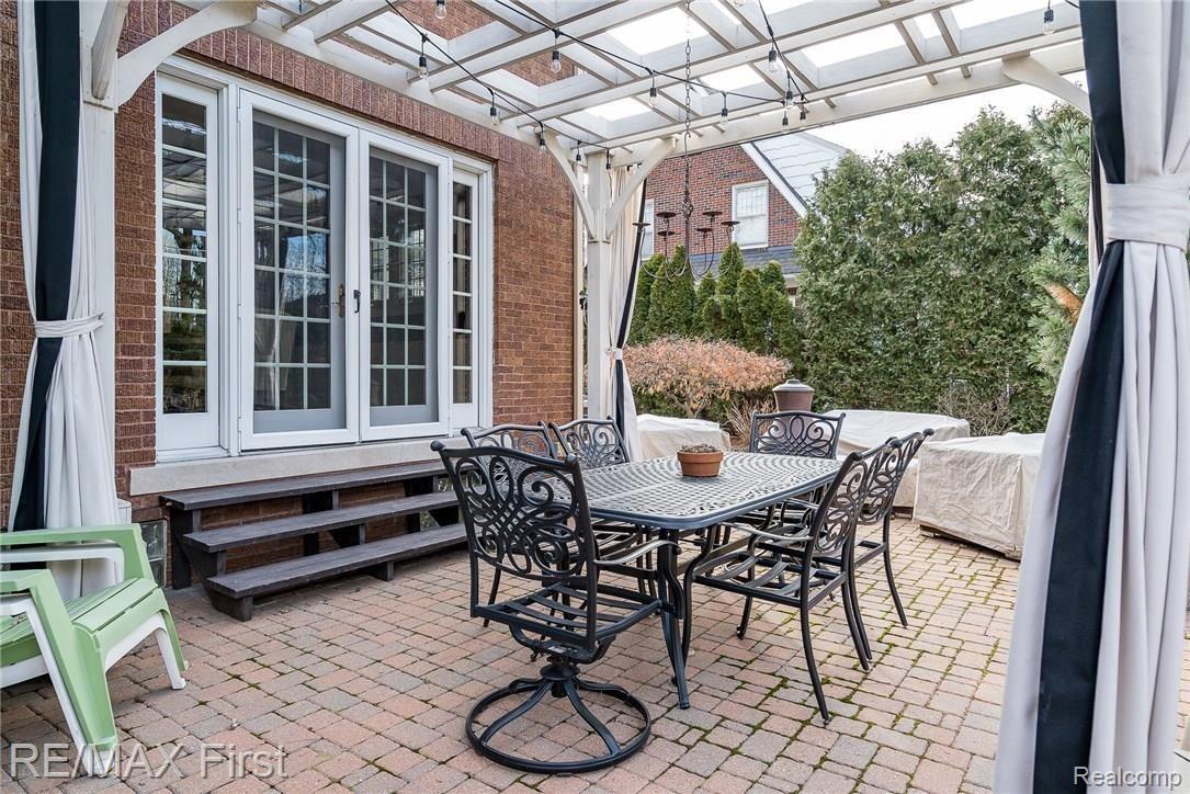 1241 Bedford Road Grosse Pointe, MI 48230 - Photo 41 of 46 1241-Bedford-41.jpg