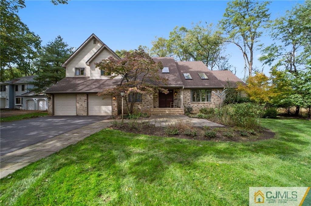 18 Cherokee Road East Brunswick, NJ 08816 - Photo 2 of 36 Gallery Image 2