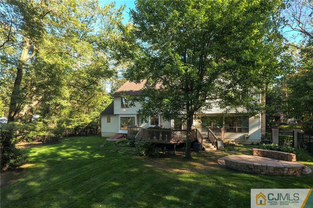 18 Cherokee Road East Brunswick, NJ 08816 - Photo 3 of 36 Gallery Image 3