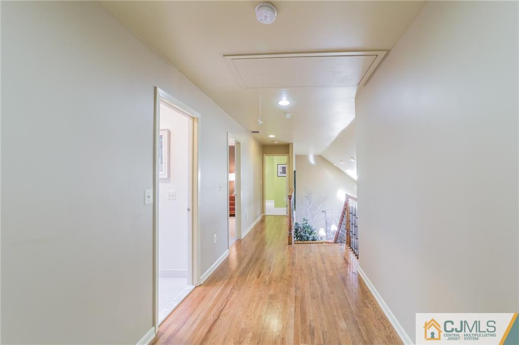 18 Cherokee Road East Brunswick, NJ 08816 - Photo 22 of 36 Gallery Image 22
