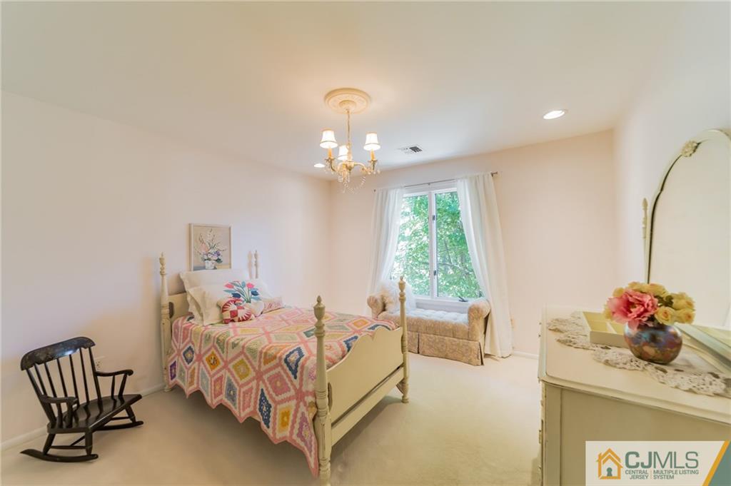 18 Cherokee Road East Brunswick, NJ 08816 - Photo 24 of 36 Gallery Image 24