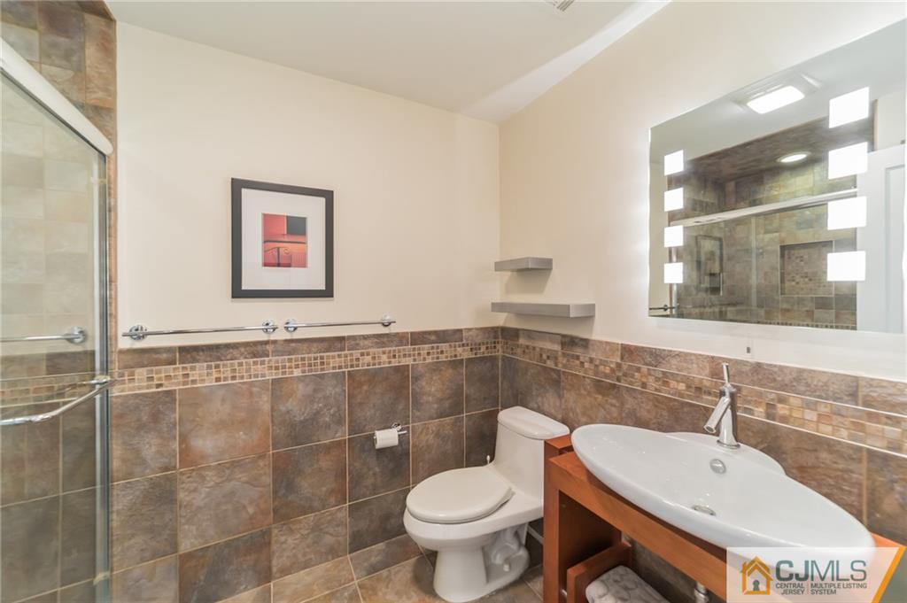 18 Cherokee Road East Brunswick, NJ 08816 - Photo 31 of 36 Gallery Image 31