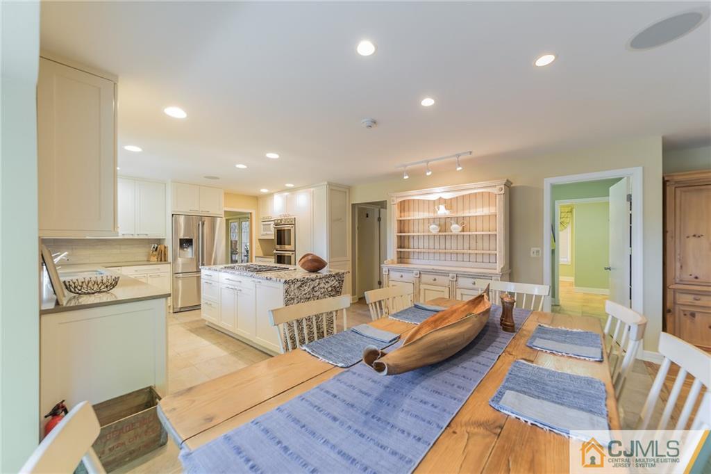 18 Cherokee Road East Brunswick, NJ 08816 - Photo 8 of 36 Gallery Image 8