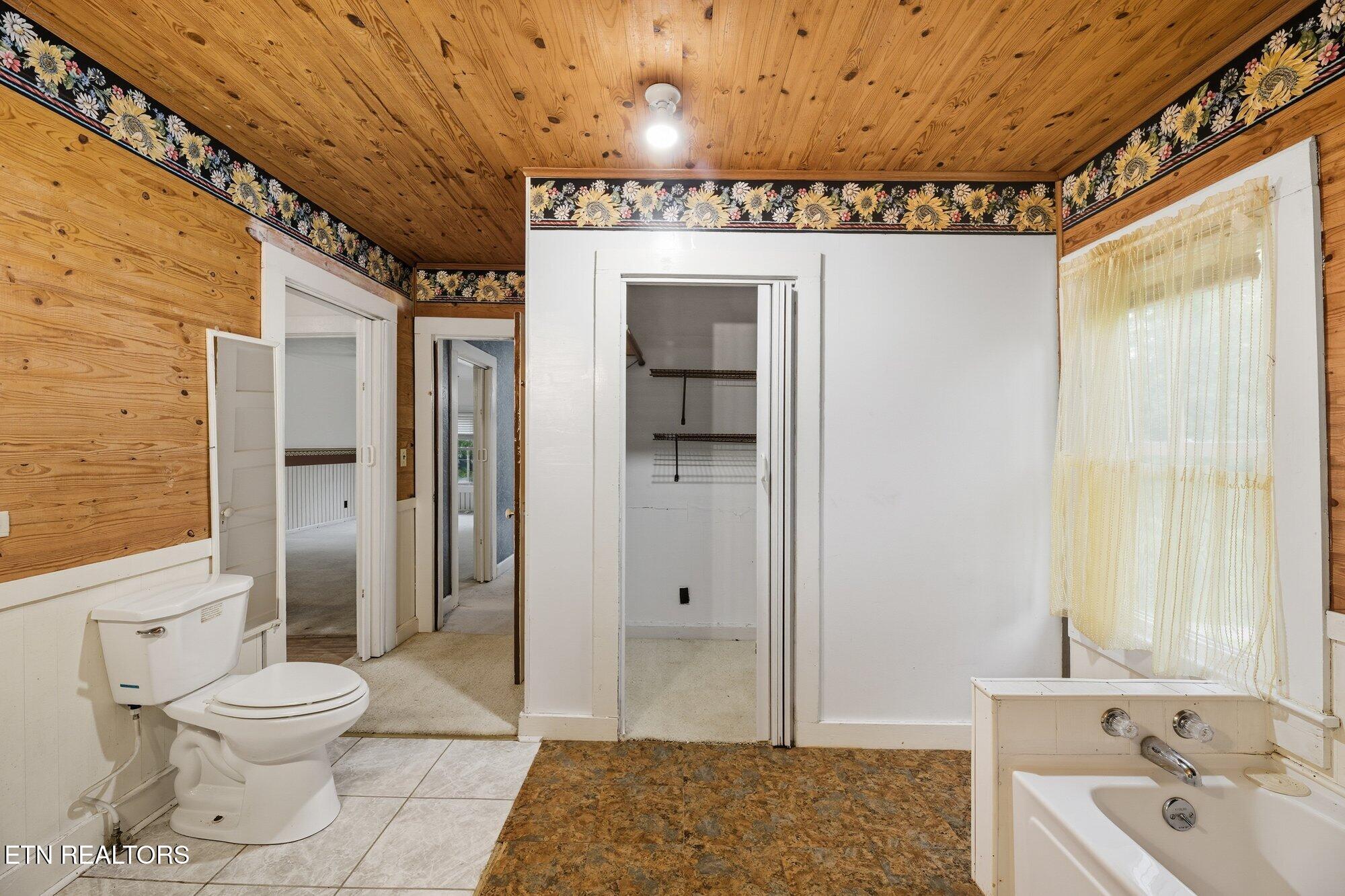 2512 Clearwater Road Athens, TN 37303 - Photo 15 of 34 2512-Clearwater-Rd-Athens-TN-16
