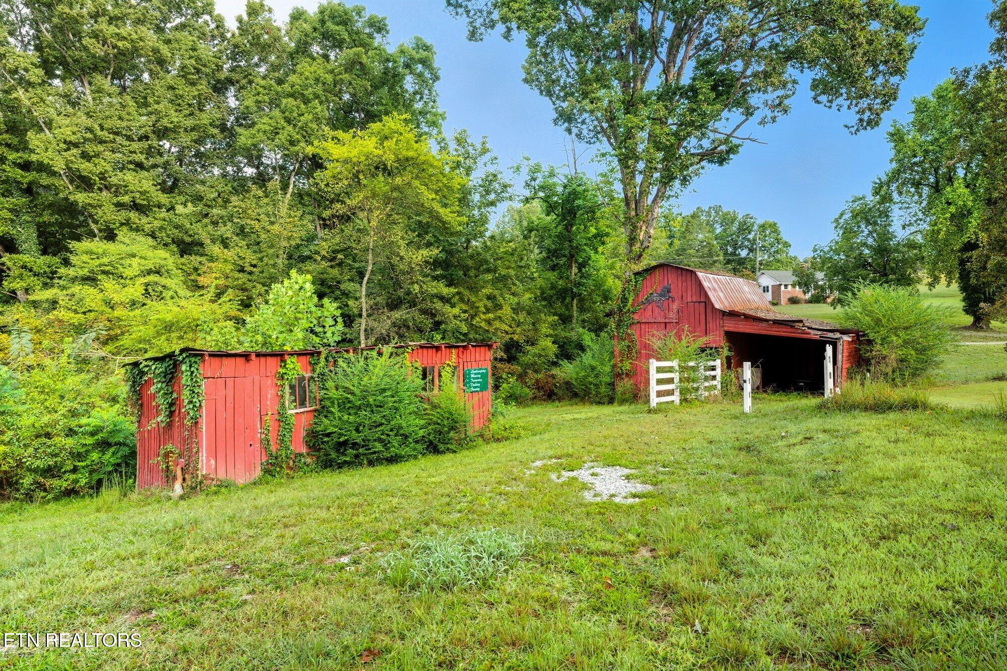 2512 Clearwater Road Athens, TN 37303 - Photo 21 of 34 2512-Clearwater-Rd-Athens-TN-22