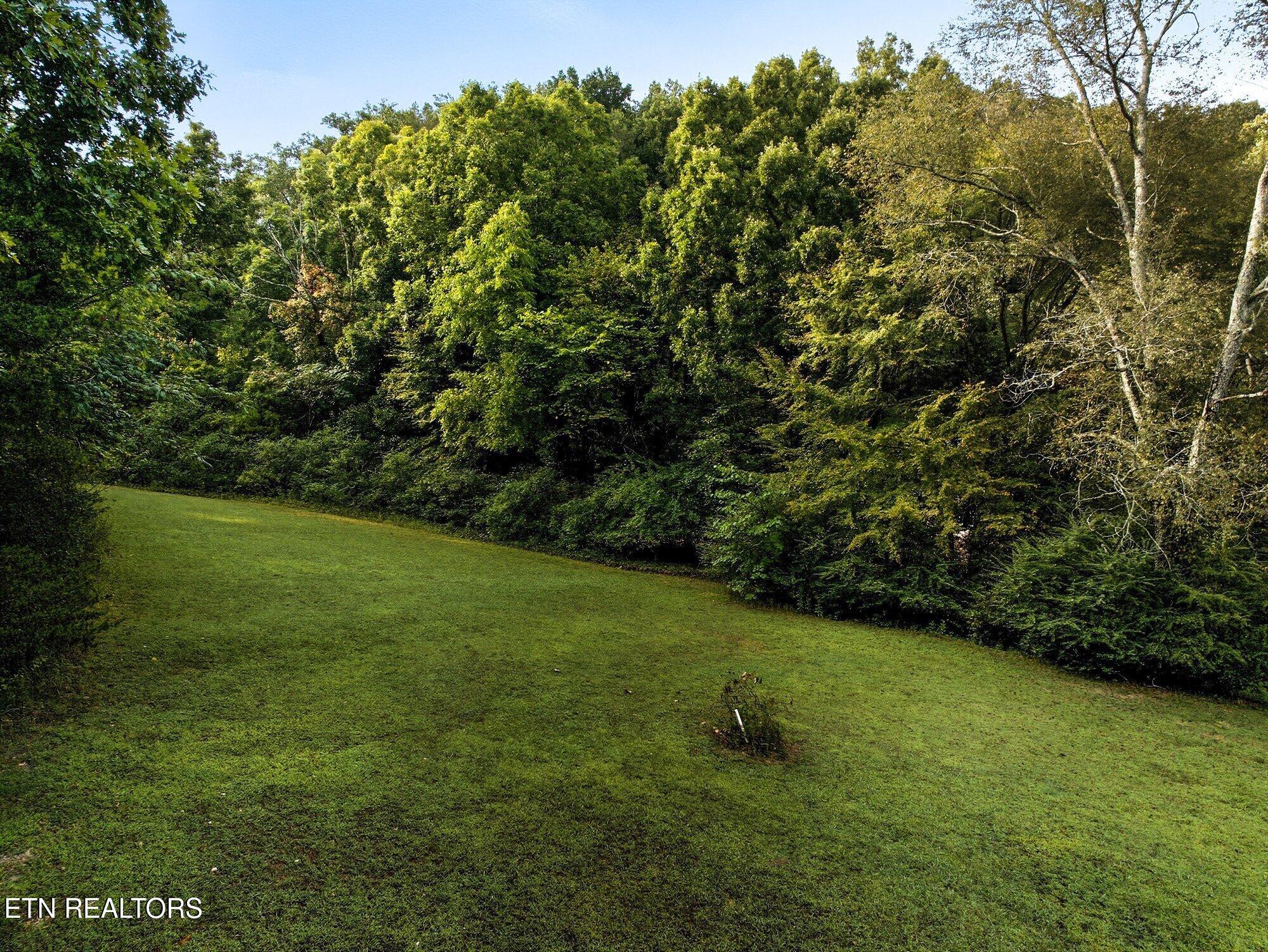 2512 Clearwater Road Athens, TN 37303 - Photo 26 of 34 2512-Clearwater-Rd-Athens-TN-27