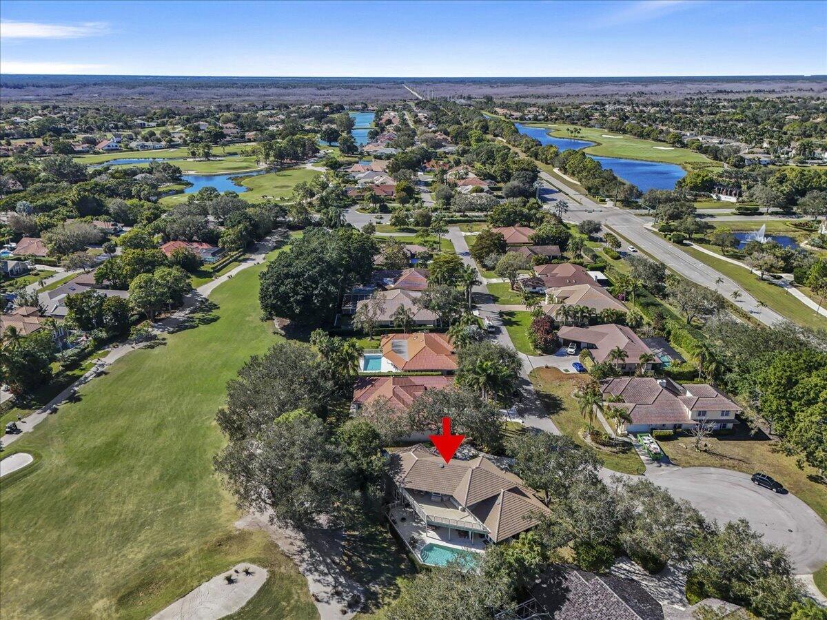 7 Alnwick Road Palm Beach Gardens, FL 33418 - Photo 3 of 47 an aerial view of a city