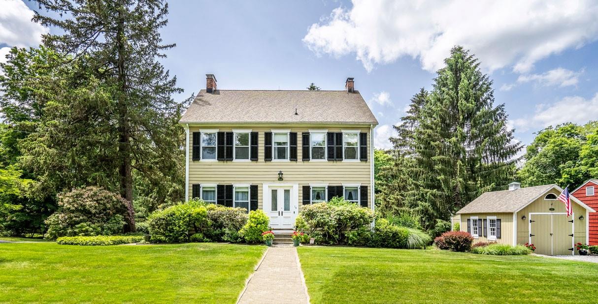 16 Pineview Road Mount Kisco, NY 10549 - Photo 1 of 1 a front view of house with yard and green space