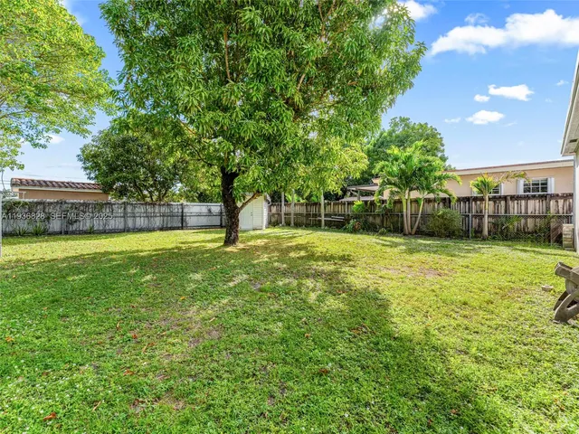 $2,800 | 515 Southwest 63rd Avenue, Unit 515, Miami, FL 33144