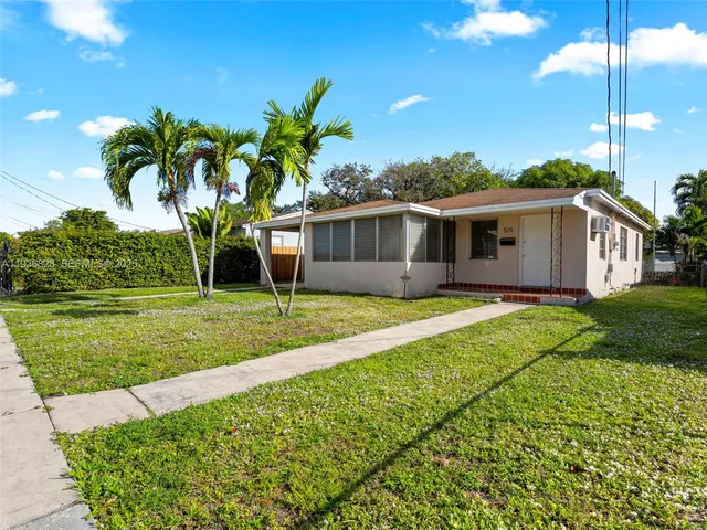 $2,800 | 515 Southwest 63rd Avenue, Unit 515, Miami, FL 33144