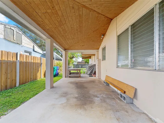 $2,800 | 515 Southwest 63rd Avenue, Unit 515, Miami, FL 33144