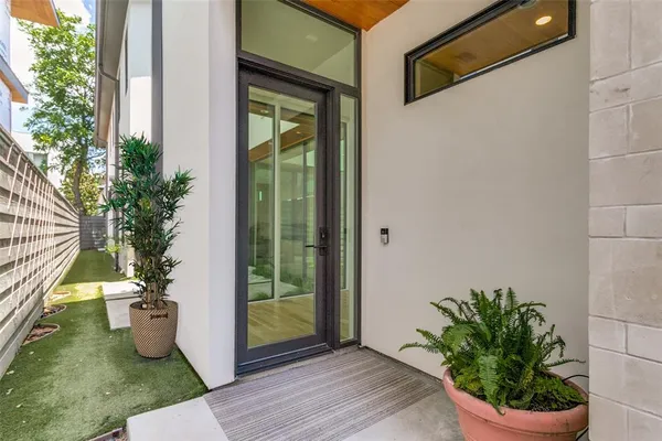 $12,500 | 3617 Springbrook Street, Dallas, TX 75205