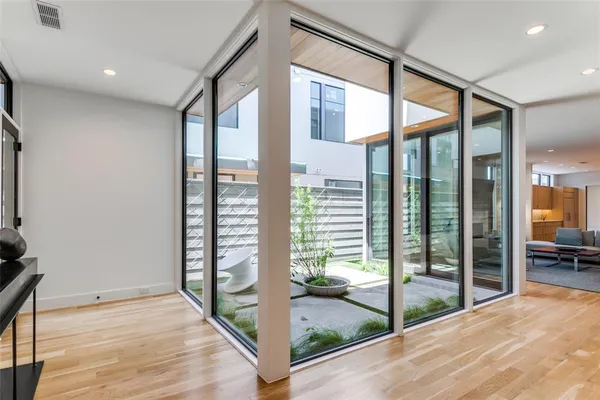 $12,500 | 3617 Springbrook Street, Dallas, TX 75205