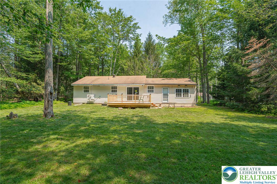 3279 Beech Ridge Drive Pocono Summit, PA 18346 - Photo 24 of 27