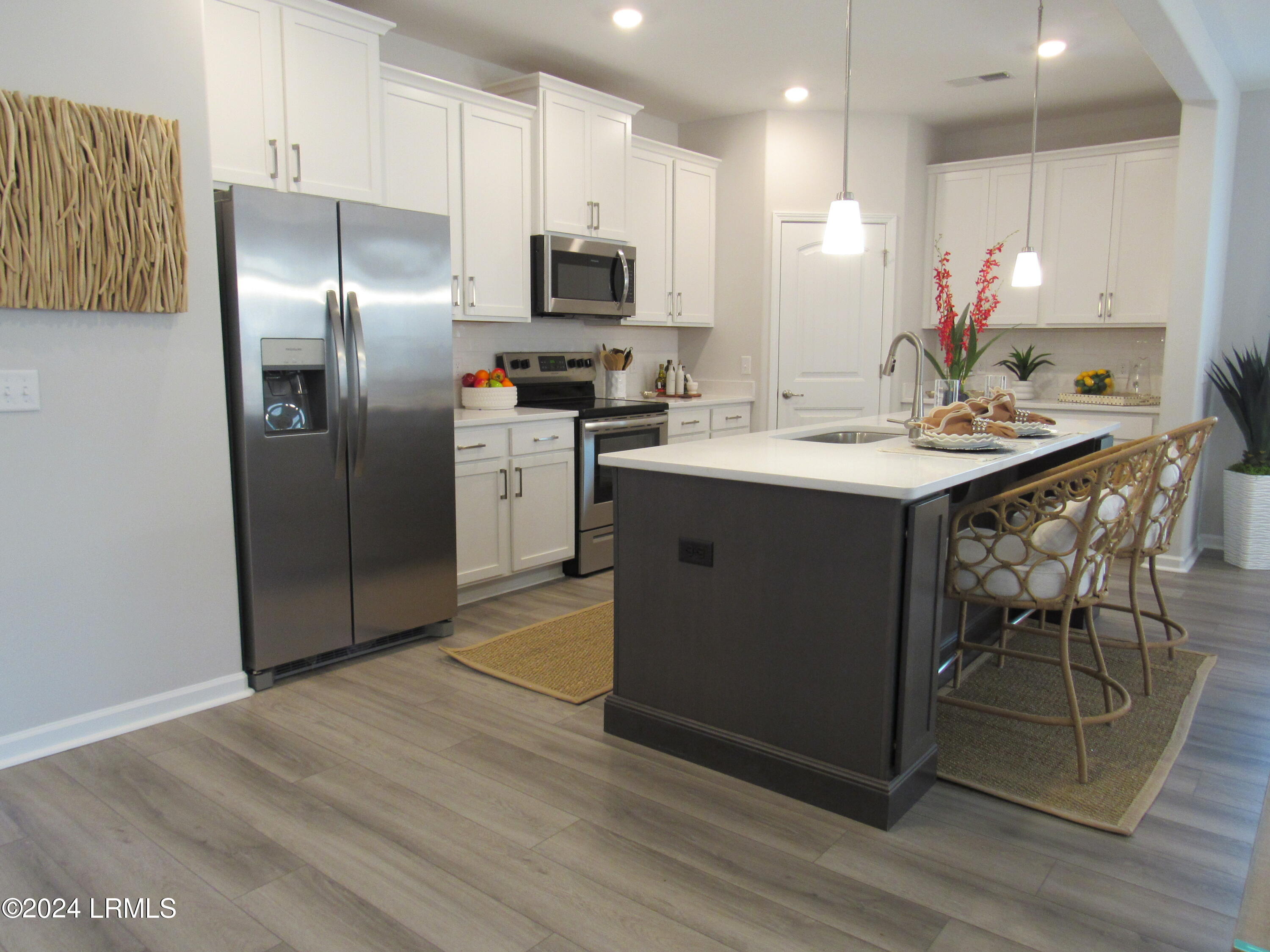 514 Sawmill Road Hardeeville, SC 29927 - Photo 2 of 14 All appliances included