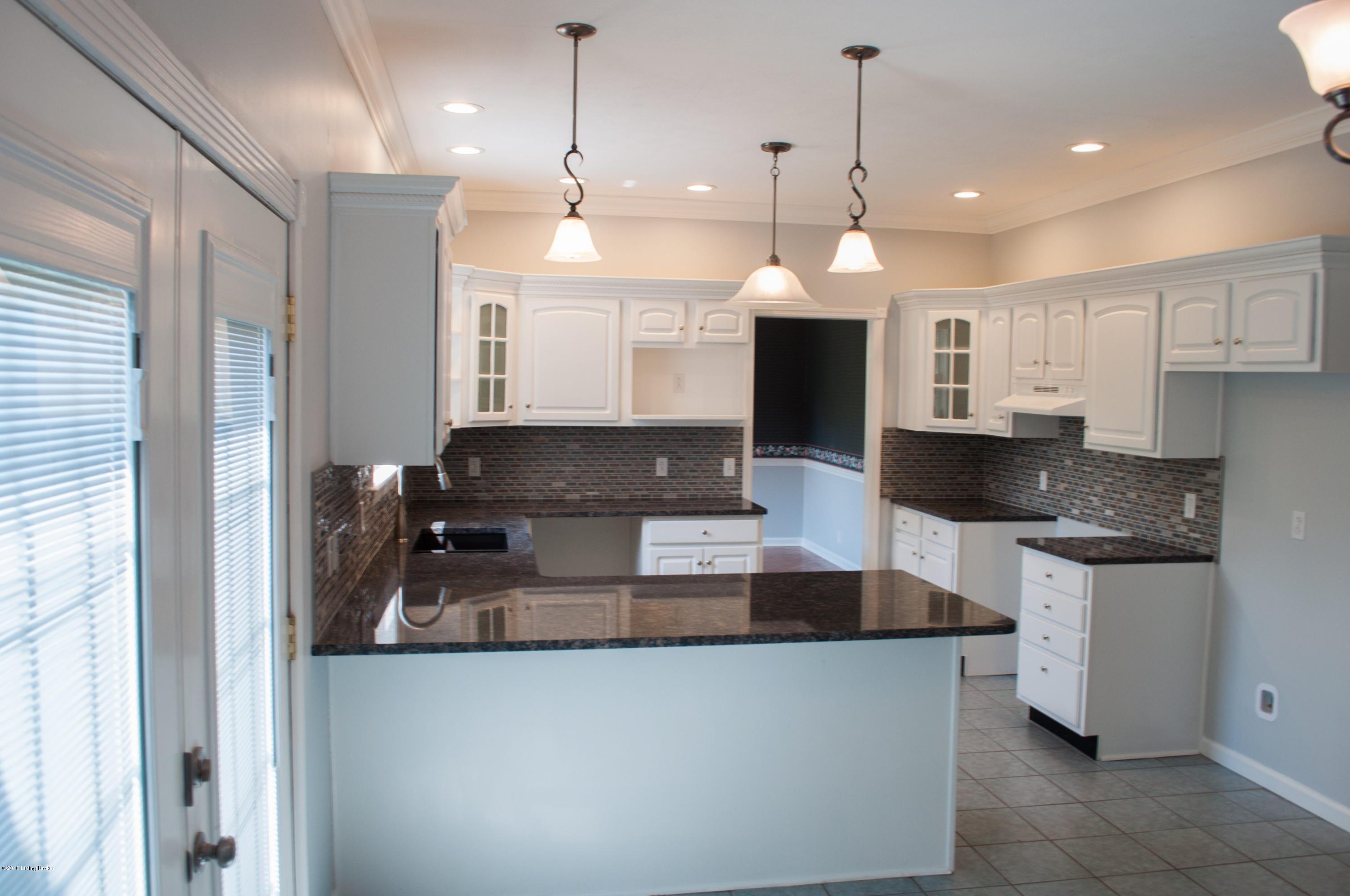 4550 Lebanon Road Bagdad, KY 40003 - Photo 10 of 40 lebbonrd_bagdad_20180714_0033-4000x2657