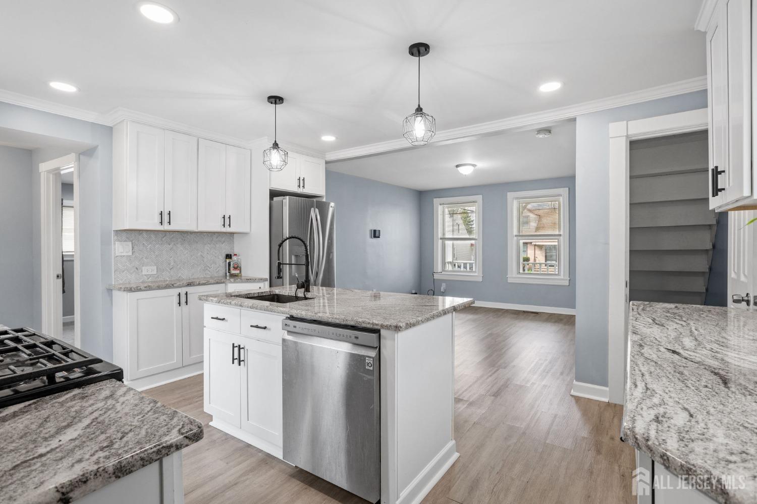 47 Harrison Avenue Edison, NJ 08837 - Photo 12 of 33