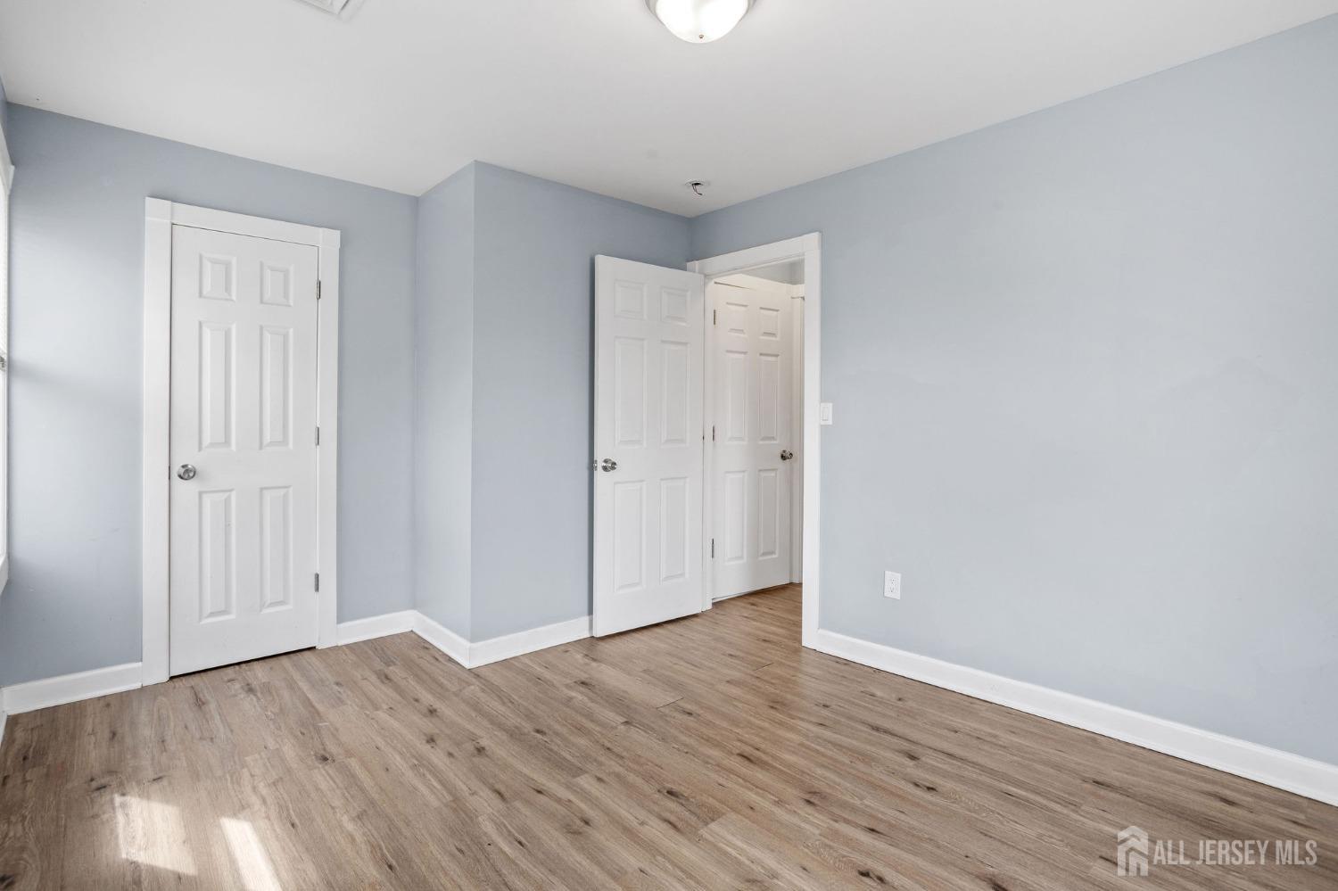 47 Harrison Avenue Edison, NJ 08837 - Photo 19 of 33