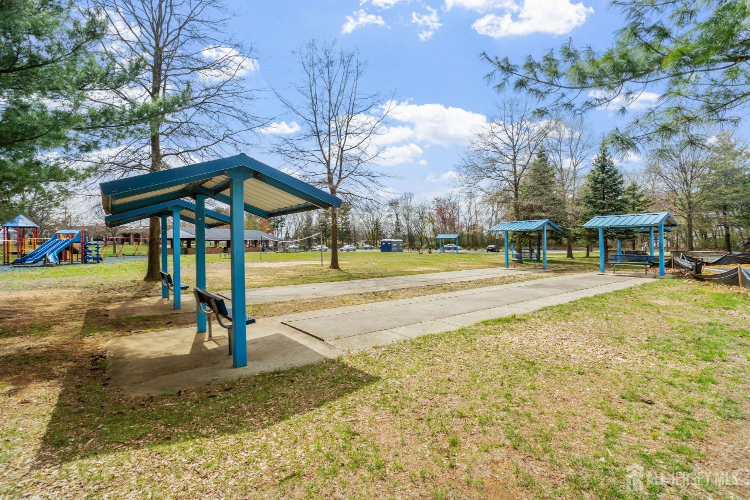 47 Harrison Avenue Edison, NJ 08837 - Photo 28 of 33