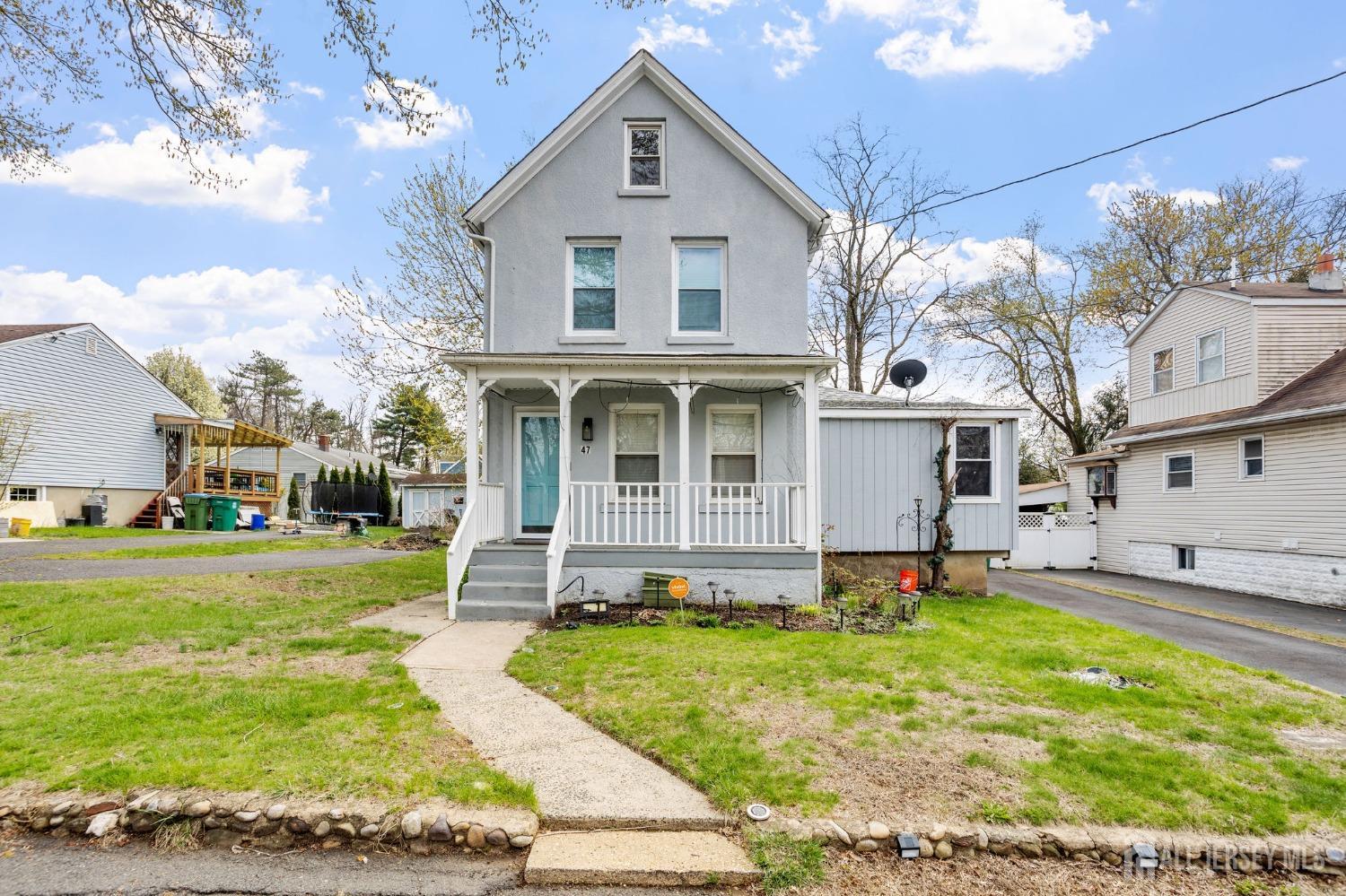 47 Harrison Avenue Edison, NJ 08837 - Photo 3 of 33