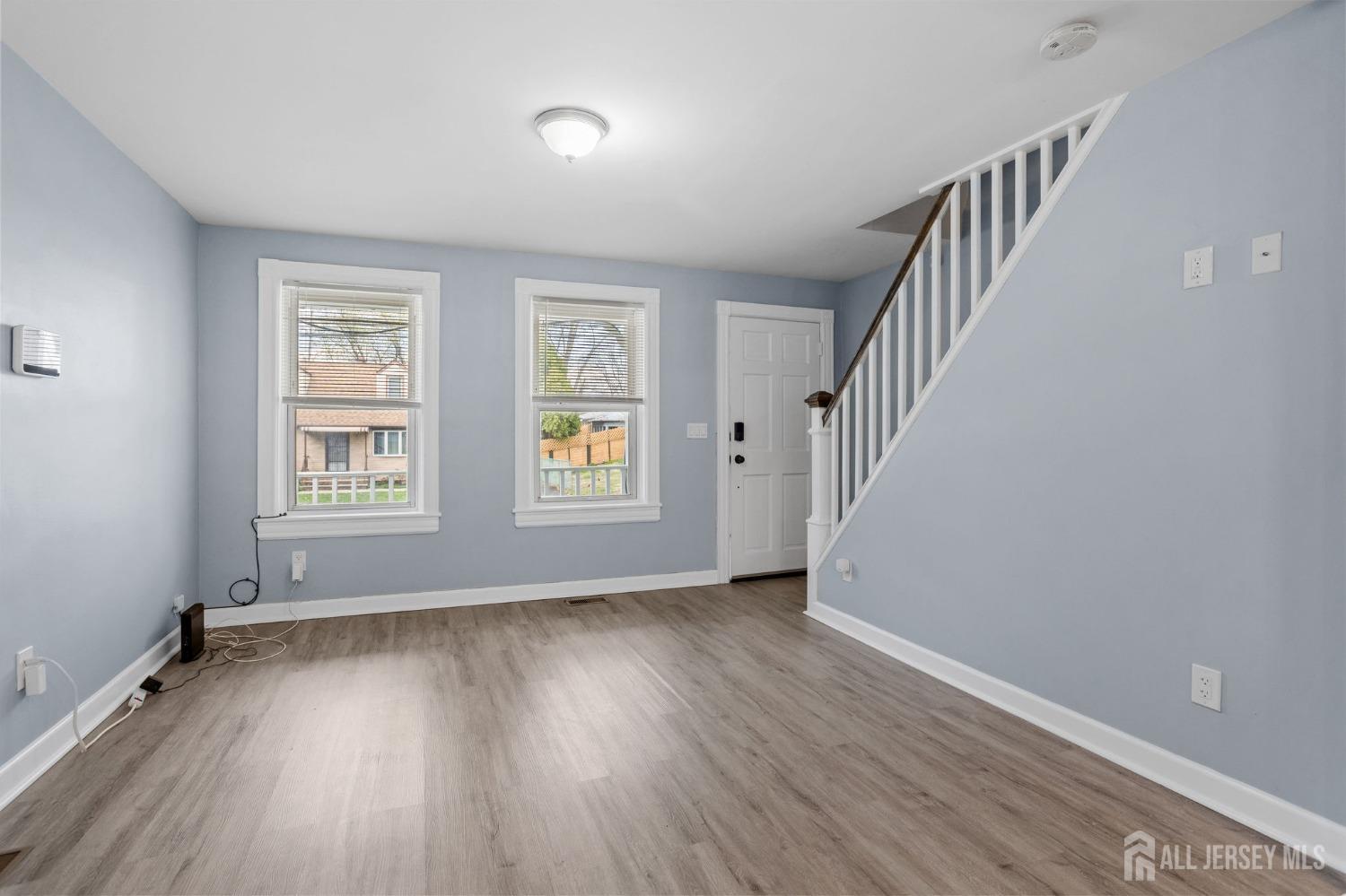 47 Harrison Avenue Edison, NJ 08837 - Photo 9 of 33