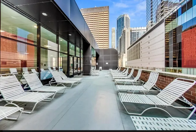 $3,300 | 211 East Ohio Street, Unit 1003, Chicago, IL 60611