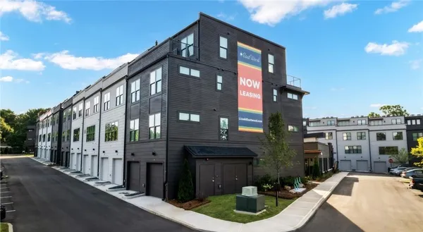 $3,281 | 277 Clifton Street Southeast, Unit C2, Atlanta, GA 30317